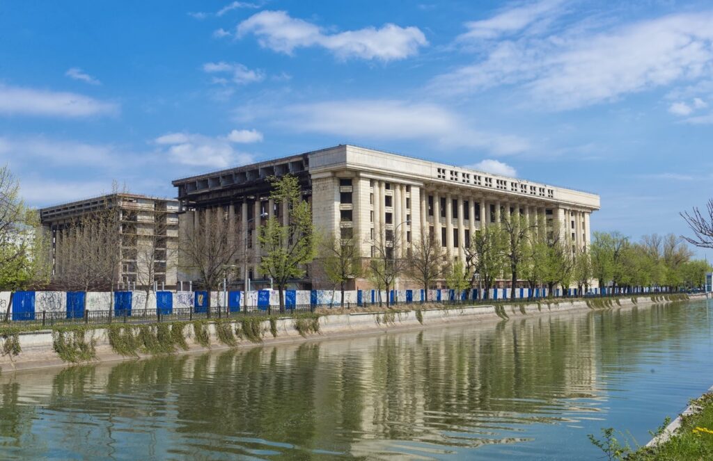 Dâmbovița Center - Casa Radio. Cele mai înalte clădiri din România